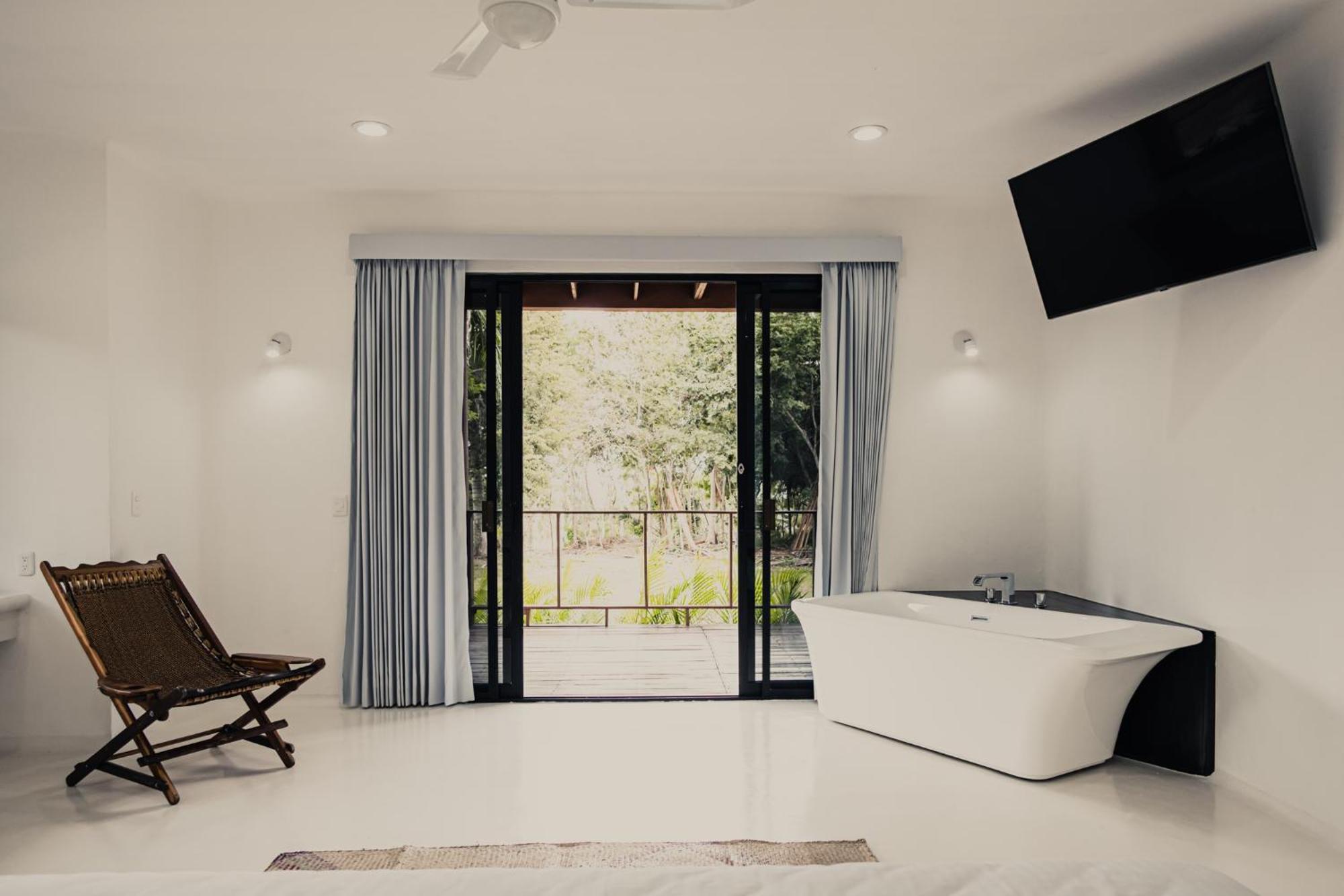 Royal Palm Bacalar Cabanas & Lagoon Club المظهر الخارجي الصورة